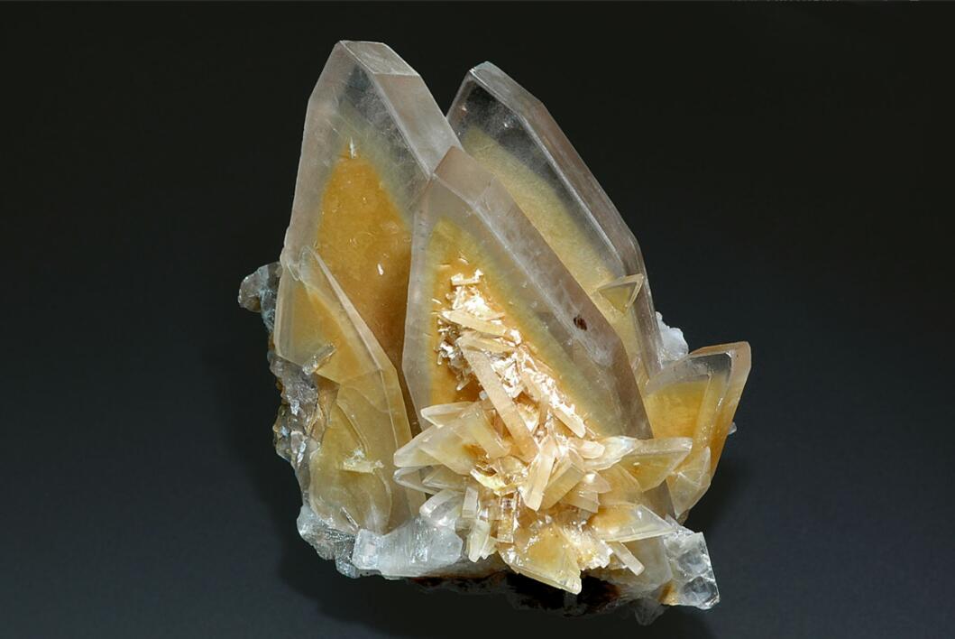 重晶石BaSO4